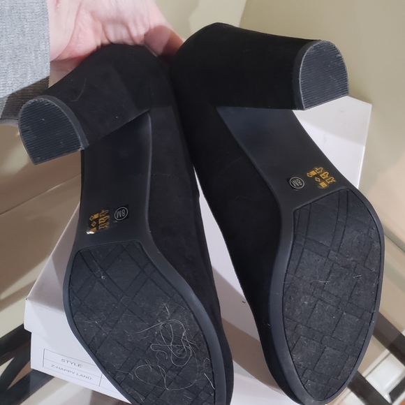 Chinese Laundry Velvet Feel Chunky Heels - Picture 7 of 8